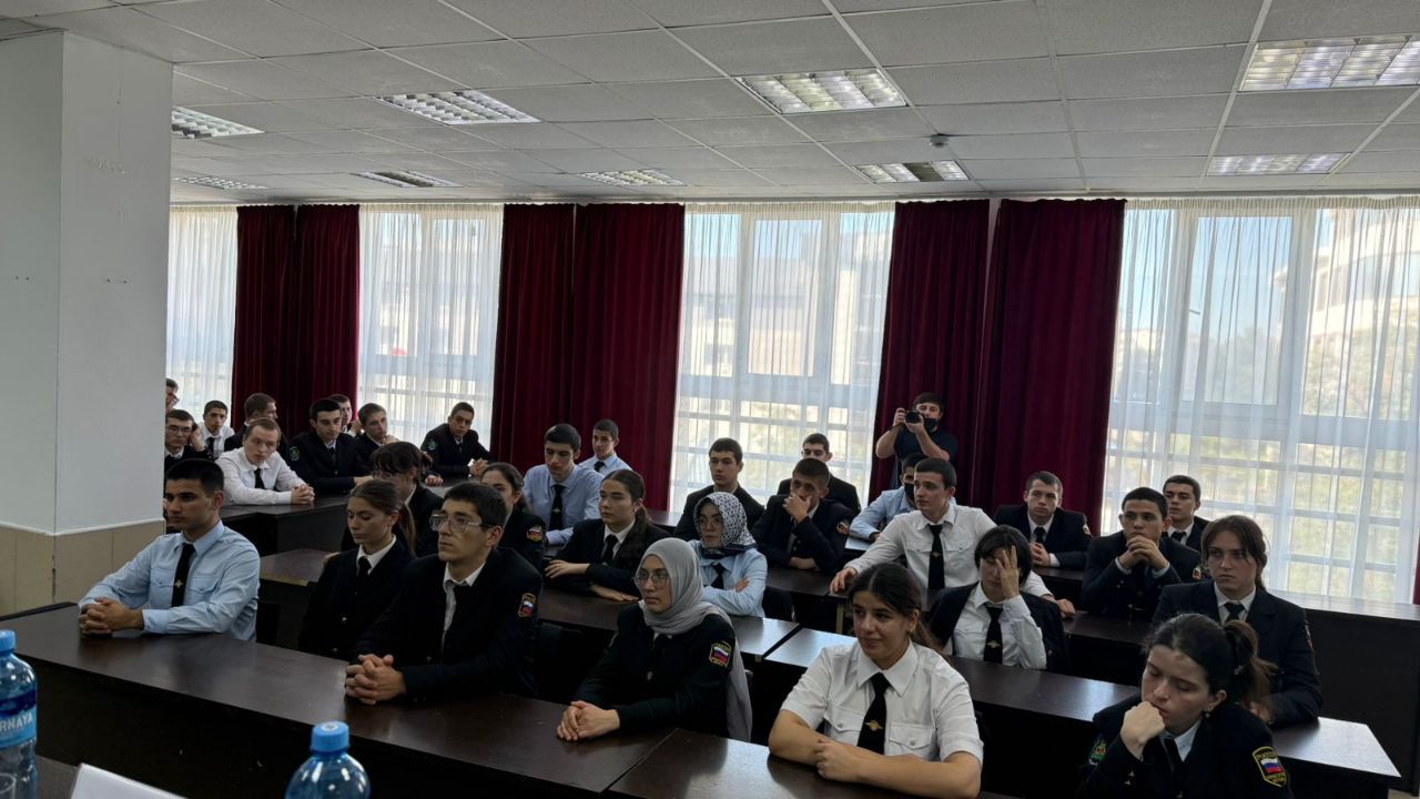 Встречи со студентами ссузов и вузов республики прошли в рамках XII Международного межрелигиозного молодежного форума.